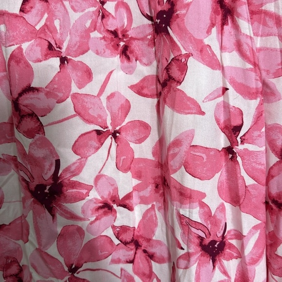 NWT Francesca’s Leah Pink Floral Fluid Wide Leg Pants Size Small - Picture 3 of 5